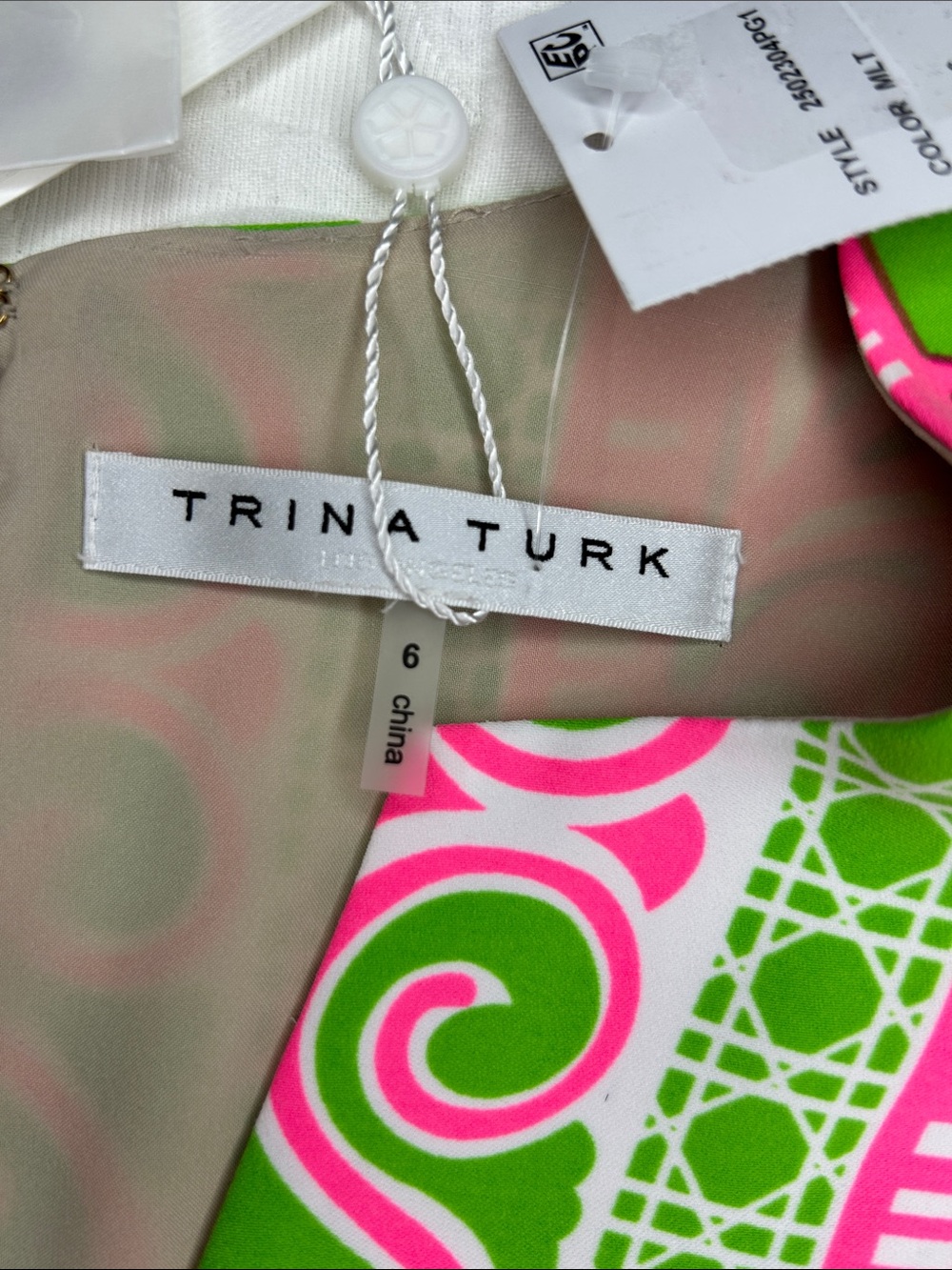 NWT Trina Turk Novak Sleeveless Midi Dress- Petra Floral - Picture 8 of 8